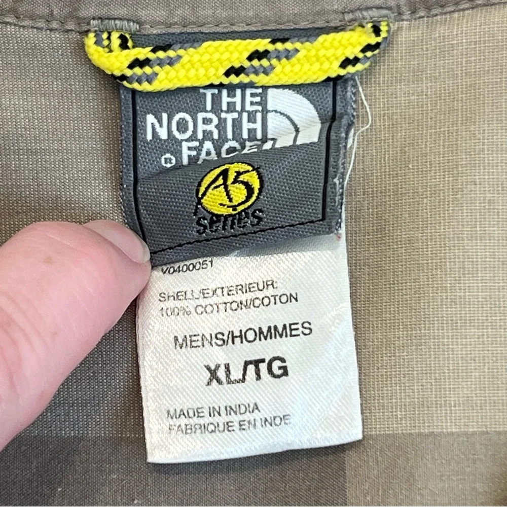 The North‎ Face Shirt Mens Extra Large A5 Series Beige Plaid Short Sleeve Button